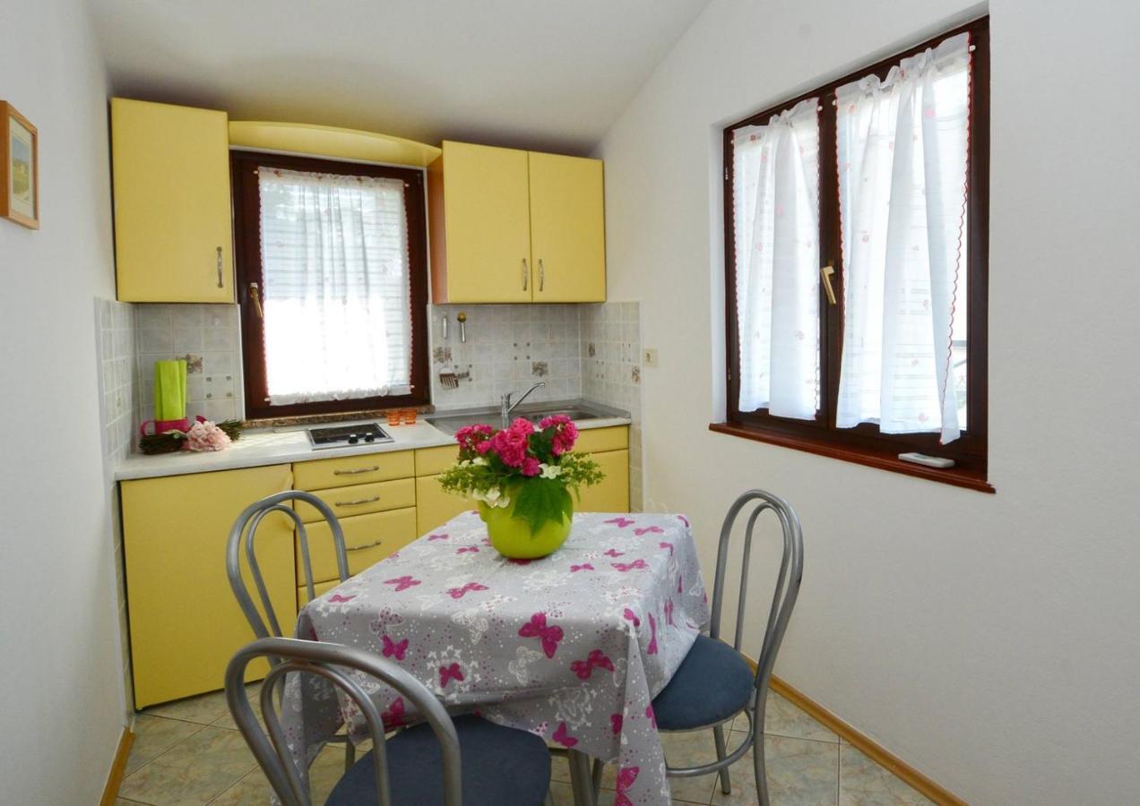 Apartments Kadum Porec Center Near The Beach Bagian luar foto
