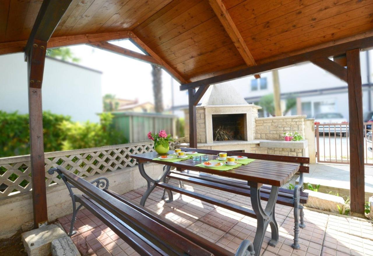 Apartments Kadum Porec Center Near The Beach Bagian luar foto